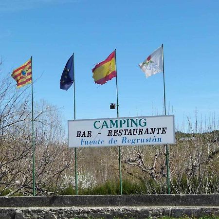Bungalow & Camping Fuente De Regrustan Graus Bagian luar foto