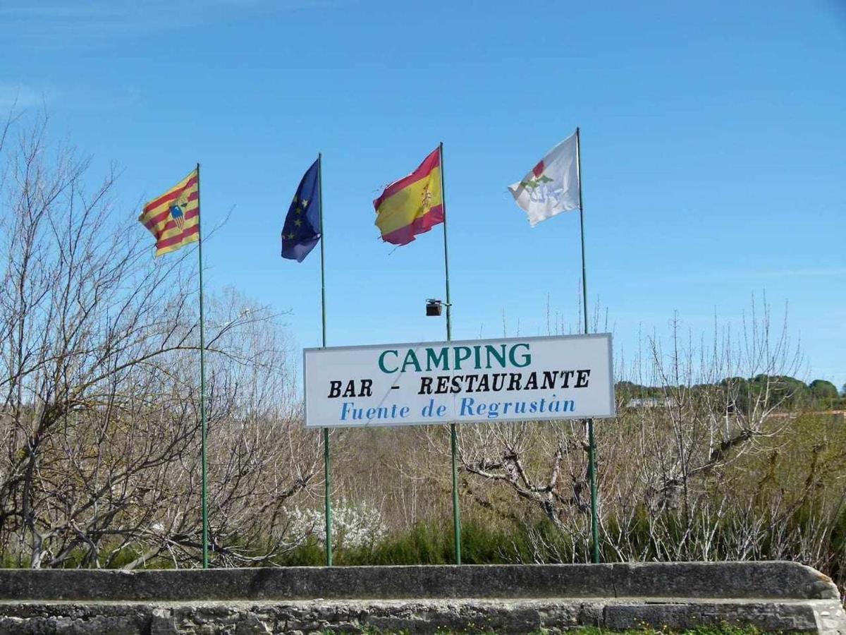 Bungalow & Camping Fuente De Regrustan Graus Bagian luar foto